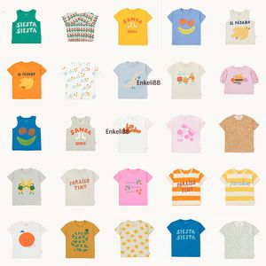 Completi di abbigliamento 2023 TC SS Arrivi Sneak Kids Boys Shirt Summer Girls Brand oddler Abiti firmati adorabili ops Fashion 230214