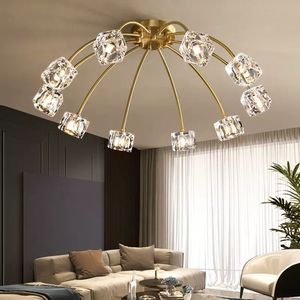 Plafoniere in cristallo di rame nordico Apparecchio Lampade da soffitto di lusso europee Lampade a sospensione moderne romantiche americane Decorazione di illuminazione per interni per la camera da letto di casa