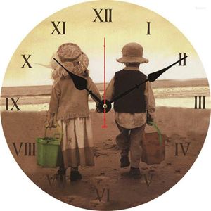 壁の時計ロマンチックな女の子の男の子の家の装飾ウェディングドレス愛好家の時計リビングルームのキッチンベッドルームのためのサイレントアートを刻むサイレントアート
