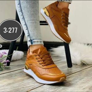 Sapatos de vestido outono moda feminina tênis respirável tecido malha de couro andando sapatos vulcanizados conforto ao ar livre tênis femininos 230215