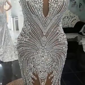 Partykleider 2023 Top Luxuriöse Meerjungfrau Hochzeit Sexy Tiefer V-Ausschnitt Rückenfrei Perlen Robe De Mariee Champagner Braut 230214