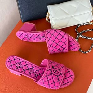 Deisnger Bayan Terlik, Tıknaz Topuklu 4.5cm Sandalet Slip-on Yuvarlak Burun Slaytlar Luxurys France Muels Parmak Arası Terlik Açık Hava Rahat Ayakkabı Duş Odası Kapalı Düğün Ayakkabısı