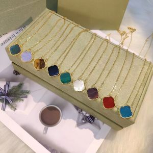 18K Gold Four Leaf Clover Necklace Designer S925 silver Pendant Necklaces Gold Silver Mother of Pearl Green Flower Chain Womens linkA