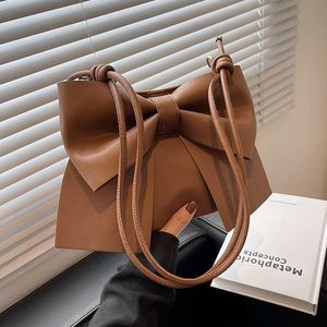 Umhängetaschen, personalisierte kleine Tasche für Damen, neue Herbst- und Winter-Textur, Schleife, einschulterig, Crowd-Design, modisch, Cross-Body