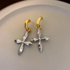 S03438 Modeschmuck Kreuz Baumeln Ohrringe Für Frauen S925 Silber Nadel Metall Geometrische Stud Ohrringe