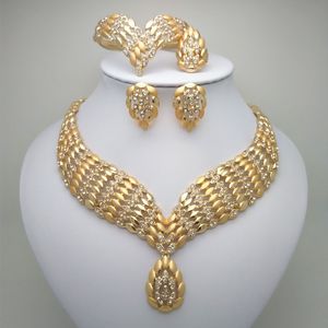 Bröllopsmycken set Kingdom MA Fashion African Dubai Gold Jewelry Women African Beads Set Nigerian Bridal Jewelry Set Wedding Accessories 230215