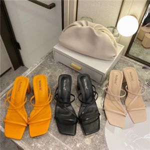 Slippers 2023 Summer Mulheres Marca de 5 cm de altura Slipepsr Slip em MULES Orange Block Classics Open Toe Beach Slides Plus Size Shoes