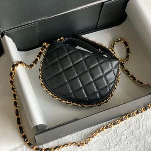 化粧品バッグケース23c女性クラシックミニムーンキルティングバッグイブニングパーティークラッチラムシンブラック財布ゴッドメタルハードウェアマットラスチェーンA