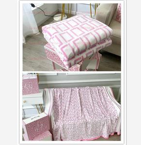 2023 Designer Blankets -150x200cm Printed Old Flower Vintage style Blanket Winter Kids Adults Keep Warm Blankets Sofa Bed Sheet Office Home Blankets