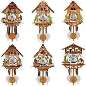 Relógios de parede Cuco de madeira Relógio antigo Funny Bird Wood para acessórios de decoração em casa