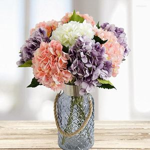 Fiori decorativi Bouquet di ortensie di seta Piante artificiali Decorazione di nozze per la casa Vasi da fiori ornamentali per scrapbooking