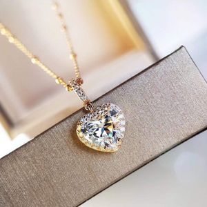 Lyx 925 Sterling Silver Crystal Ocean Heart Necklace Gold Plated Zircon Pendant Wedding Jewelry Ladies Clavicle Chain Choker