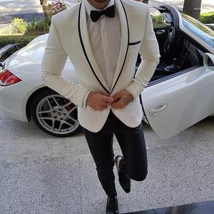 Abiti da uomo italiani slim fit uomo per matrimonio 2 pezzi smoking dello sposo giacca bianca con pantaloni neri costume di moda maschile 2023