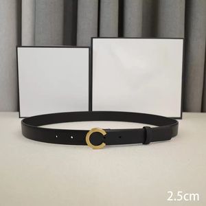 Men Designer Belts Moda Coloque de couro de pele