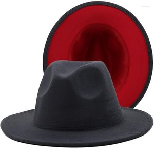 Basker unisex svart röd lapptäcke ull filt fedora kep