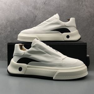 Italienische Designer-Hochzeitsparty-Schuhe, bequeme, modische, rutschfeste Plattform, leichte, lässige Turnschuhe, runde Zehen, dicker Boden, Business-Freizeit-Wander-Slipper D77