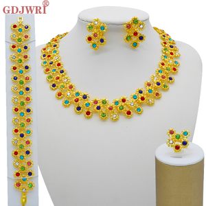 Jeias de casamento Dubai Mulheres de cor de ouro Gifts Africanos Presentes de noiva para Brincos de Braceletes de Colar Arab Saudita Conjunto de Jóias de Anel 230215