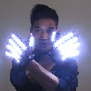 Rękawiczki LED 6 kolorów Rękawiczki Lightemiting Rękawiczki Muzyka DJ Party Cosplay Stage Performance świecące pół palca promieniejące światła laserowe Rękawice 230216