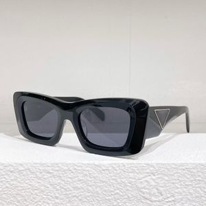 Man italiensk designer solglasögon för kvinnoögonögonramar Fashion Luxury Designer Real Beach Goggle Retro Full Frame UV400 Protection Logo Sun Glasses