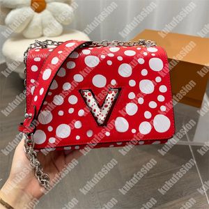 Dot Designers Bealws Beald Bag Womens Luxurys Кожаная сумочка модная буква пряжка кроссдива вода Ripple Messenger Bag Ladies Chains кошелек