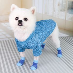 Hundkläder 4 datorer mjuka stickor Pet Socks Warm Puppy Chihuahua Tjocka Protector Shoes Booties Dogs Wear Slip On