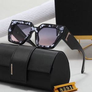 Designer sunglasses fashion luxury Sunglass UV resistant for women men eyeglasses letter Style Beach shading glasses with box very nice