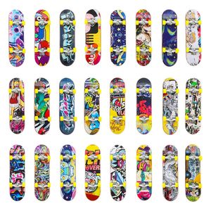 Novelty Games 10pcs/Lot Aluminum Alloy Mini Finger Skateboards Unti-smooth Fingerboard Boys Toy Finger Skate Tech Truck Party Favors Gifts 230216
