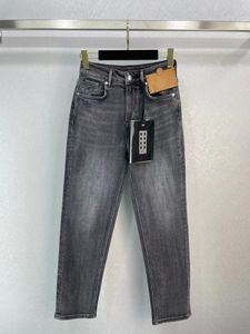 2023 Designer Womens Jeans Kadın Retro Kadın Ceket Pist Elbisesi Günlük Uzun Kollu Üst Giyim Toptan Marka Klasik Klasik Güzel Görünüm