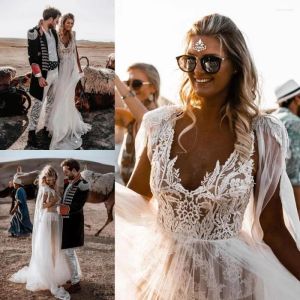 Beach Wedding Boho 2023 Dresses Bridal Gown Tulle Lace Applique Deep V Neck Tassle Ruched Pleats Sweep Train Long Sleeves Country Custom Plus Size Vestido De estido