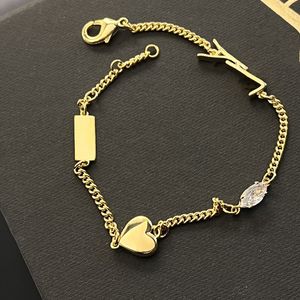 Designer Classic Lucky Love Armband 18K Gold Plated Bangle Ladies and Girls Valentine's Day Mors dag engagemangsmycken