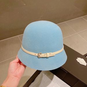 Женская шерсть дизайнерский дизайнер ковша шляпа модные шляпы Top Hat Hats Ladies Luxury Buckle Hat Bowler Hat Bonnet Beanie Beanie Beanie Beanse Baseball Caps Cacquette 2302166BF