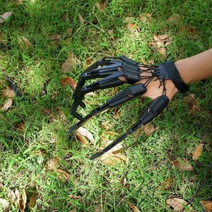 Novelty Games 1pc/Pair Articulated Finger Gloves Flexible Funny Tricky Flexible Toy Costume Party Claw Props Hand Model Halloween Decor 230216