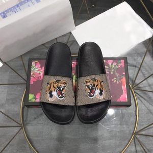 2023 Designer Slippers Men Women Shoes Animal Print Slipper Rubber Sole Sandal Three-dimensional Font Indoor Sandals Couple shoe