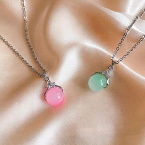 Catene Collana di perle di vetro di colore rosa per donne Ragazze Elegante pendente con perline sfumate Gioielli vintage Regali all'ingrosso