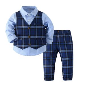 Tute Bambini Ragazzo Set di abbigliamento da gentiluomo Camicia a maniche lunghe Gilet Pantaloni Bambino Ragazzo Abiti per abiti da festa di nozze 230216