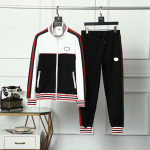 Erkek Trailsits Designer 2023 Trailsuit Giyim Mektubu Çizgi Stripe Womens Fermuar Şerit Koşu Kırmızı Yeşil Dikiş Patchwork Pantolon Ceket Beyaz Siyah C063