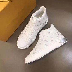 Bot Sneaker Boot Deri Büyük Boyut Chaussures Hommesale Erkek Ayakkabı Moda Türü L887 Zapatos Mjipq0123002