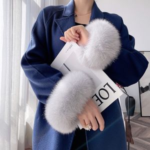 Guanti senza dita 100 polsini in vera pelliccia Inverno caldo naturale Anello da polso Cappotto da donna Decora manica Bracciale Moda Scaldabraccia 230215