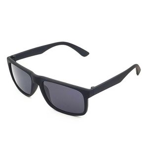 2023 Großhandel Designer Runde Sonnenbrille Original Brillen Outdoor Shades Rahmen Klassische Spiegel für Frauen Männer Fahren dsfgdr