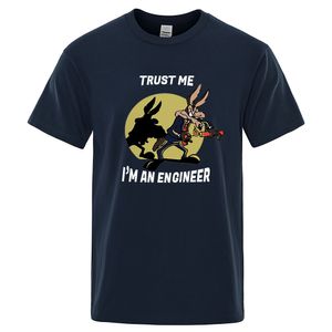 Herr t-shirts litar på mig im en ingenjör t-shirt för män ren bomull vintage t-shirt rund hals teknik tees klassiska man kläder överdimensionerade 230217