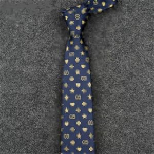 Nowe więzi 2023 Mężczyzn Mashing Silk Tie