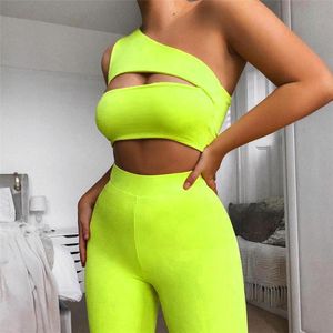 Kvinnors jumpsuits rompers 2 Peice Set Women Sexig 2023 Summer Sport Outfit Neon Green Black Two Piece One Shoulder Top Womens Tracksuit Con