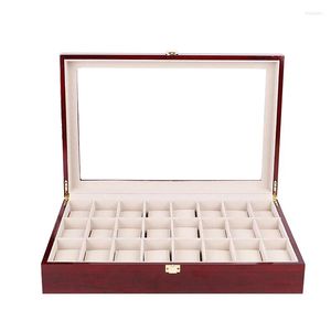 Titta på lådor 24 slots Red Bright Lacquer trälåda Arrangör Luxury Stora smycken Display Förvaringskuddar Fall Wood Gift