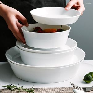 Plattor Enkel vit keramisk middagsplatta köksbordsartiklar Set Dessert Fruit Bowl Cooking Dish Steak Salad Tool Porslin