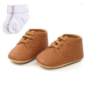 Athletic Shoes 2023 Summer Baby Fashion Lace-up Non-Slip Walking for First Walker med strumpor