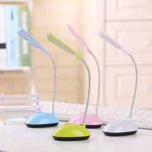 Lampade da tavolo Mini LED Desk Lampada da lettura flessibile per studio Protezione degli occhi alimentata a batteria Bambini