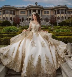 2023 Champagne Perle Abiti Quinceanera Zipper Back Sweet 16 Abito manica lunga in pizzo con applicazioni di perline Abiti da ballo E0217