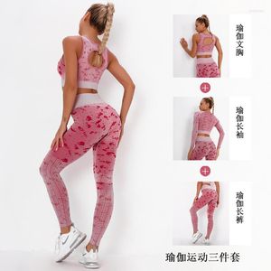 Active Sets 2023 Explosive Three Piece Sports Suit Seamless Quick Dry Bra Long Sleeves Coat Breathable Track Pants Striped Print Gym Set