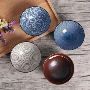 Bowls Set With Four Traditional Japanese Ceramic Dinner 4.5 Inches 300ml Porcelain Gift Box Present