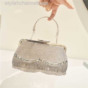 Totes 2021 Dam Kristall Evening Bag Retro Beaded Clutch Väskor Bröllop Diamond Lock Bag Strass Kedja Tofs Bröllop Axelväskor 0217/23